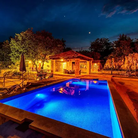 Villa Mount Vista